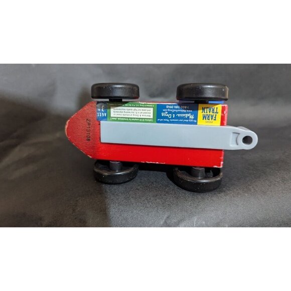 Melissa & Doug Wood Wooden Farm Train Chunky Set 3 cars 1 ENGINE set of 4 #4545 - Picture 8 of 14